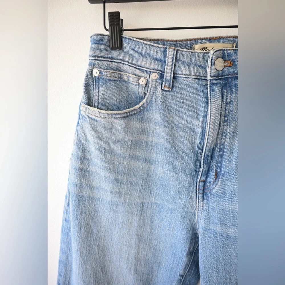 Madewell "Curvy 90's Straight" Jeans - Picture 10 of 11